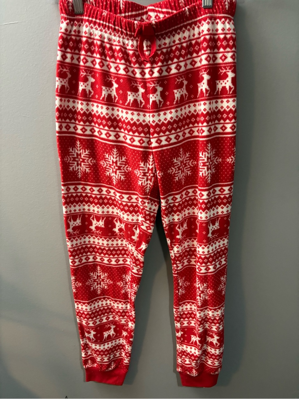Old Navy Red and White Holiday Fleece Pants